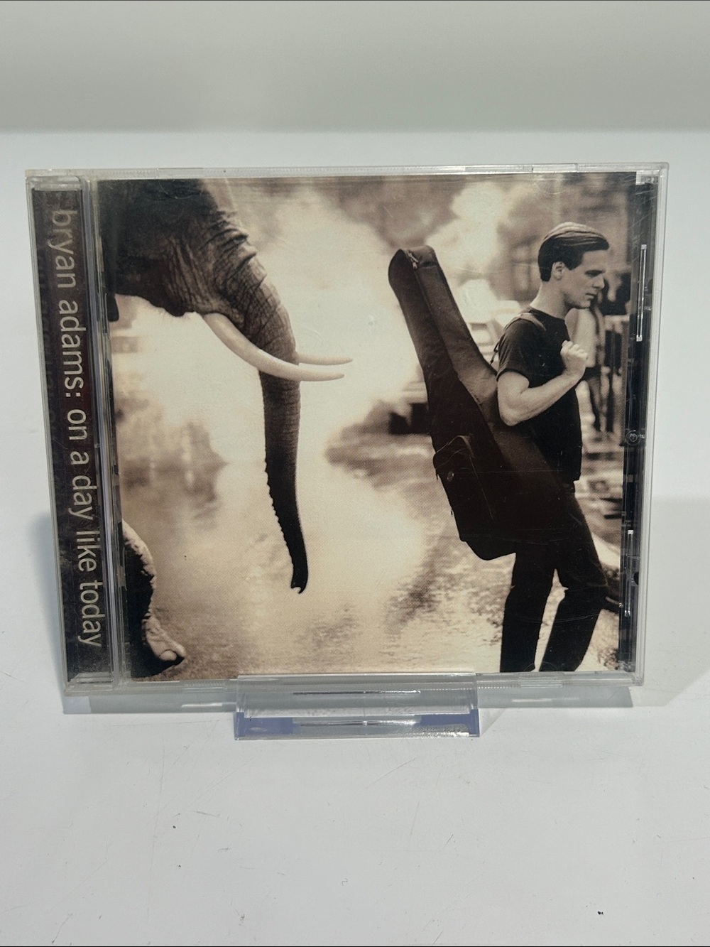 🤯5 for $20🤯 Bryan Adams “On a Day Like Today” CD [Pop Rock]